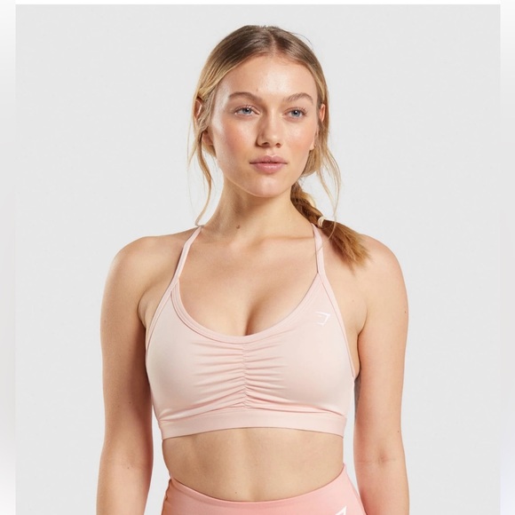 *NEW* Light Pink Gymshark Ruched sports bra - Picture 1 of 4